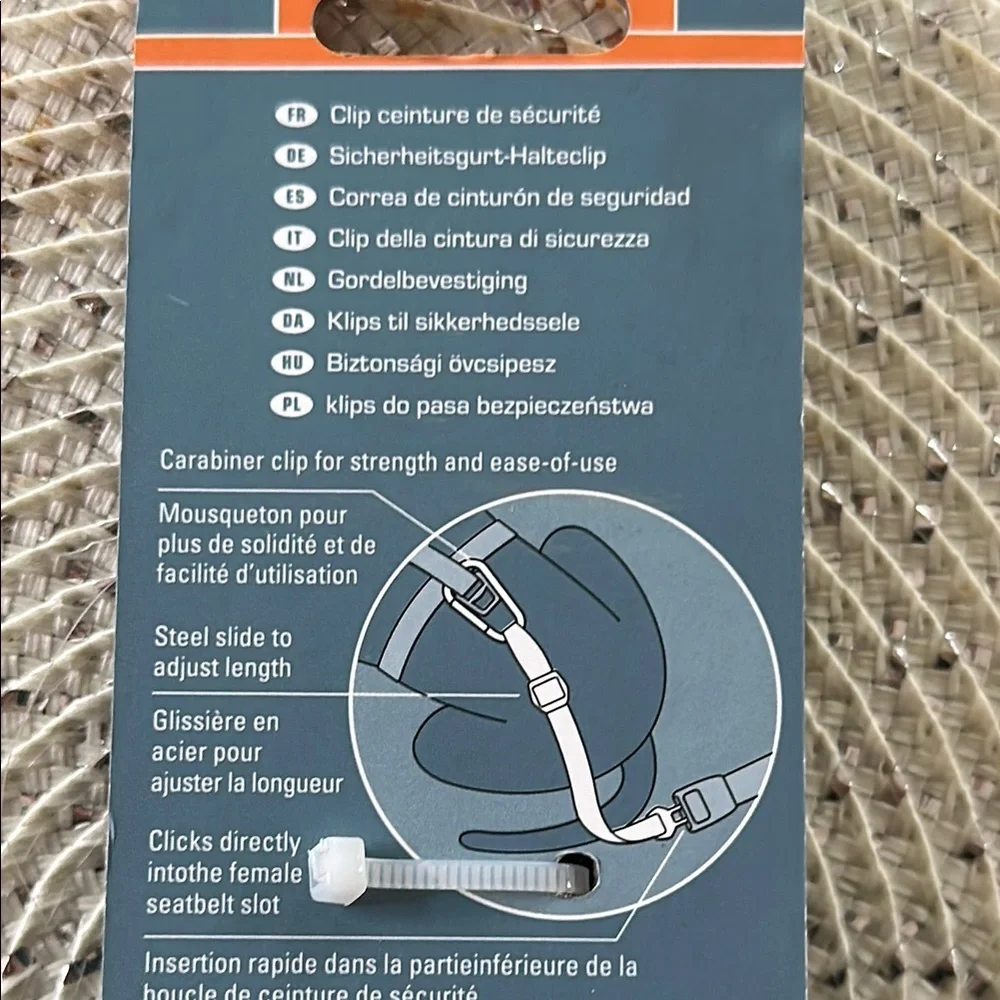 NWT Kurgo Sporty Black and Orange Dog Direct to Seatbelt Tether